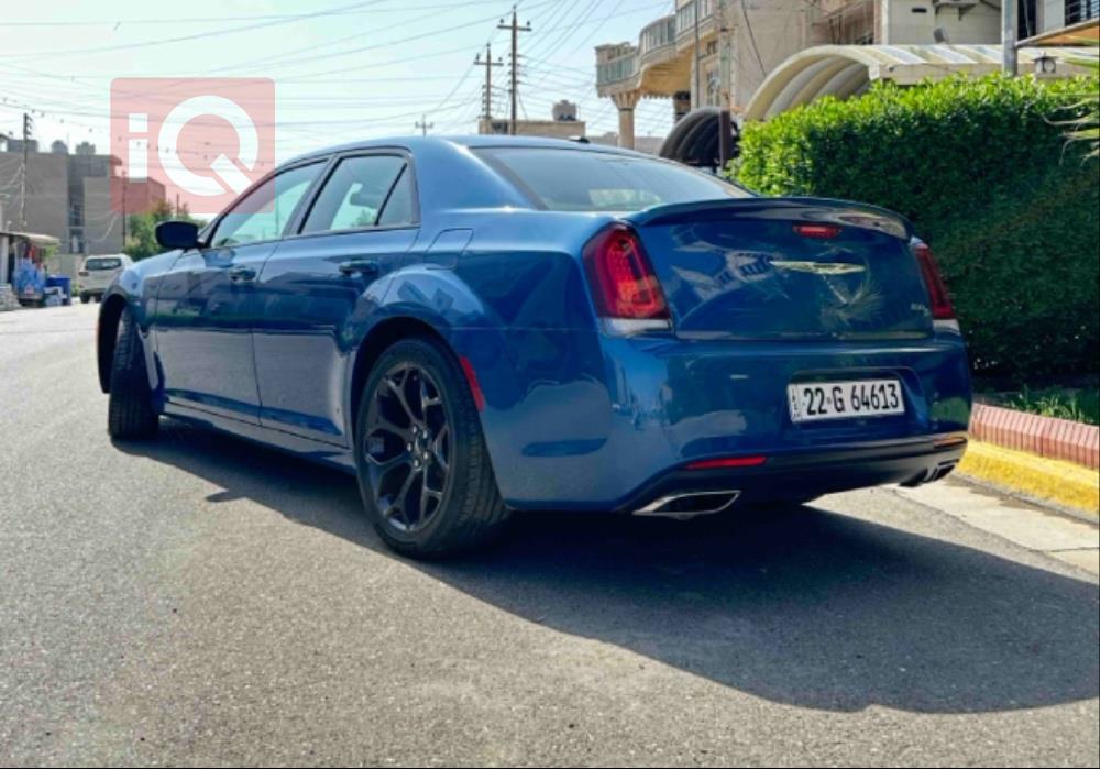 Chrysler 300
